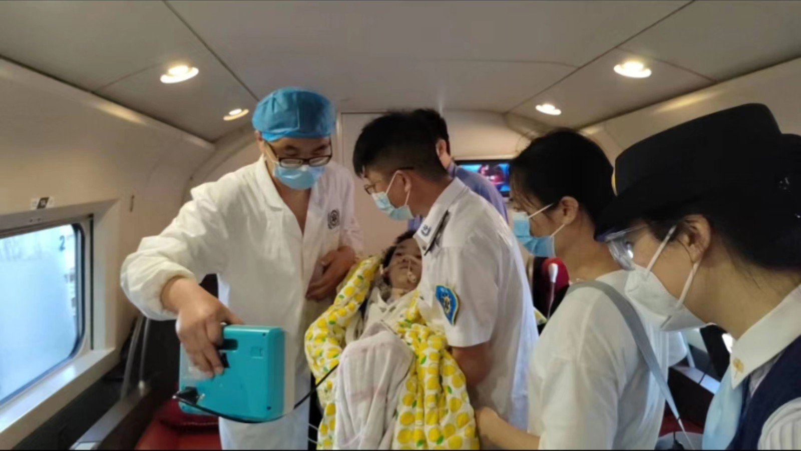 冷水江市专业高铁转运